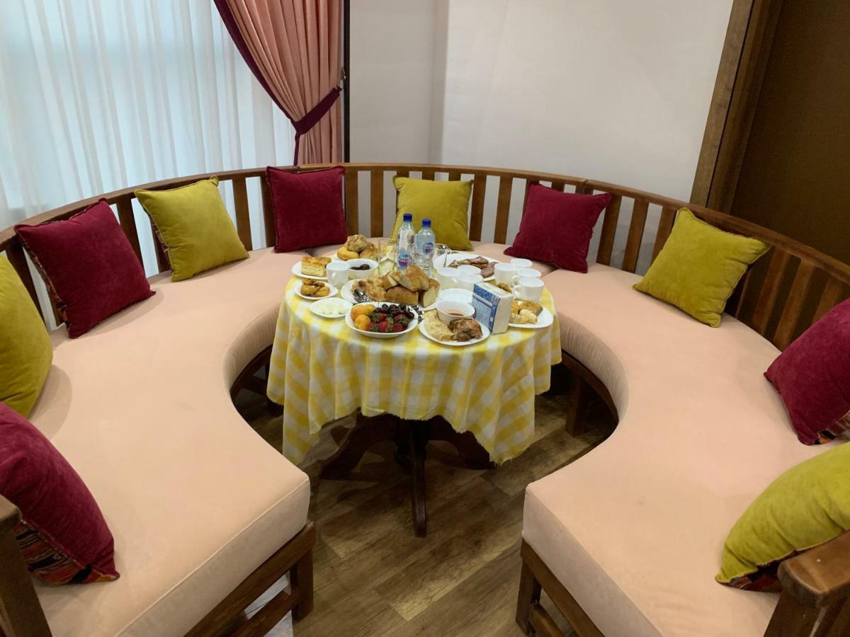 MANIJA Hostel Samarkand Buitenkant foto