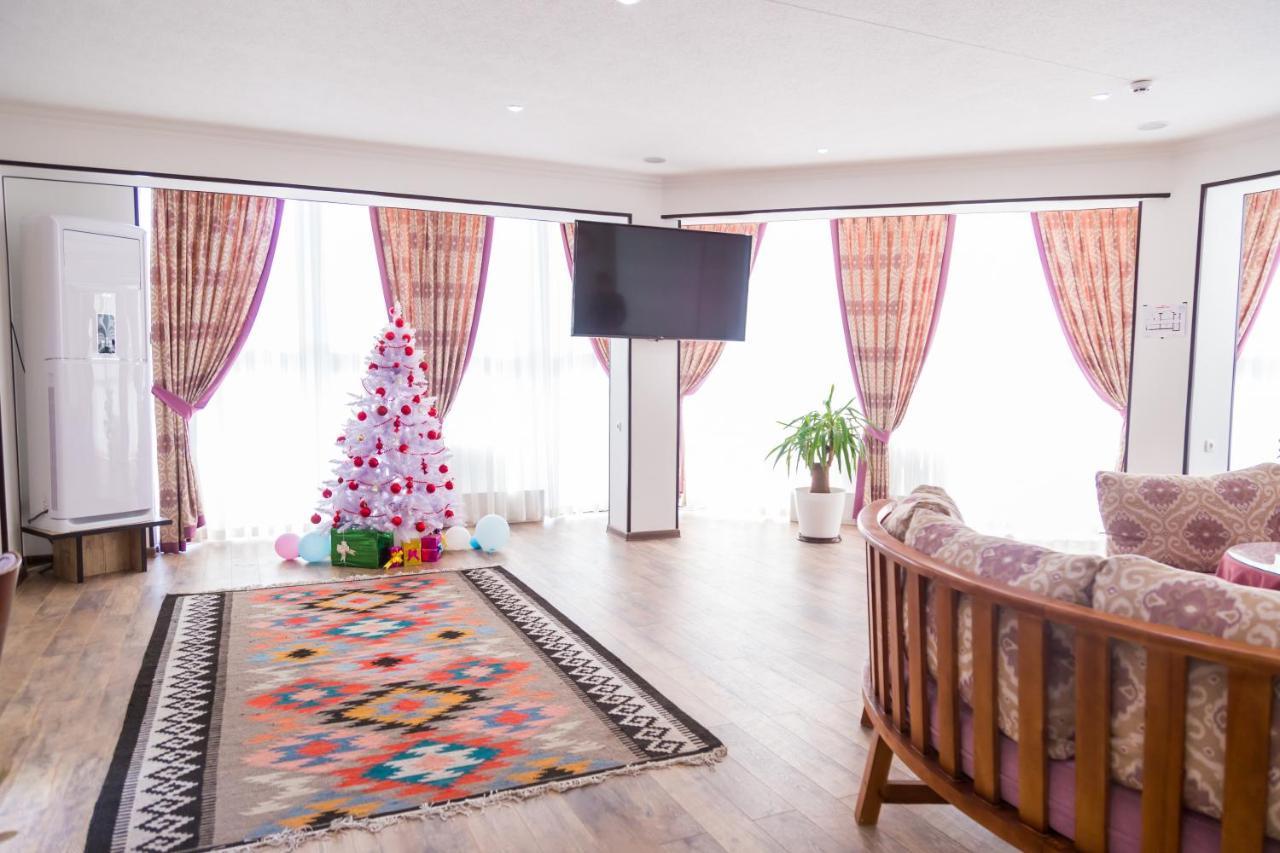 MANIJA Hostel Samarkand Buitenkant foto